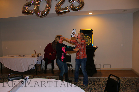 2025-01-17 21-17-25 IMG_8140