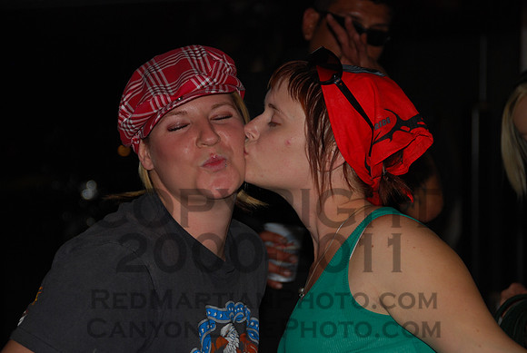 2008-05-02 @ 21-18-16 = DSC_1367