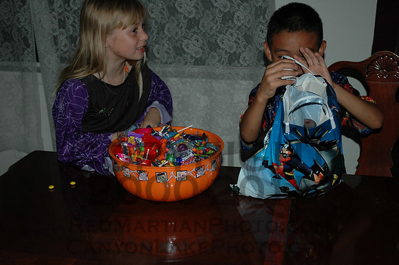 2004-10-29@22-46-35=DSC_0075Y