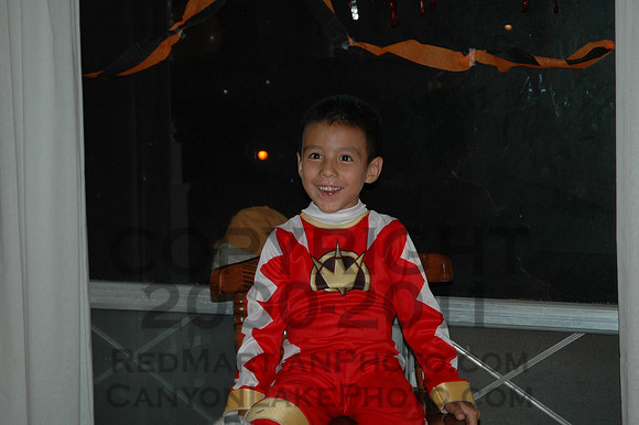 2004-10-29@22-31-20=DSC_0069Y