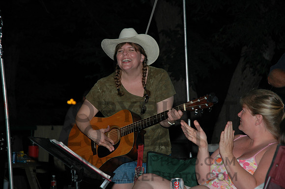 2005-06-18@22-39-48 = DSC_4223
