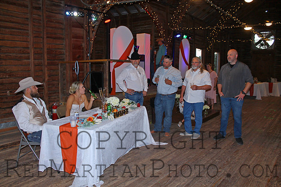 2025-10-04 19-35-58 IMG_2782_S32