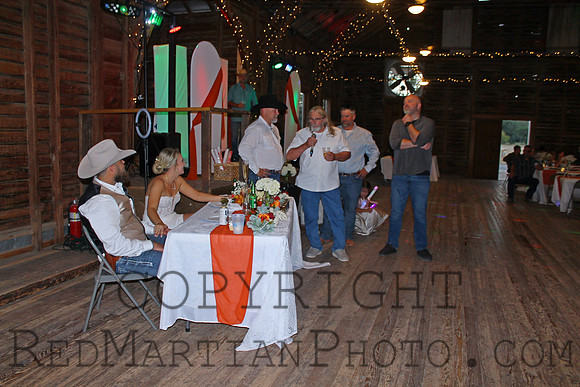 2025-10-04 19-37-34 IMG_2784_S32