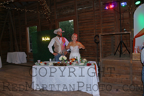 2025-10-04 19-39-18 IMG_2795_S32