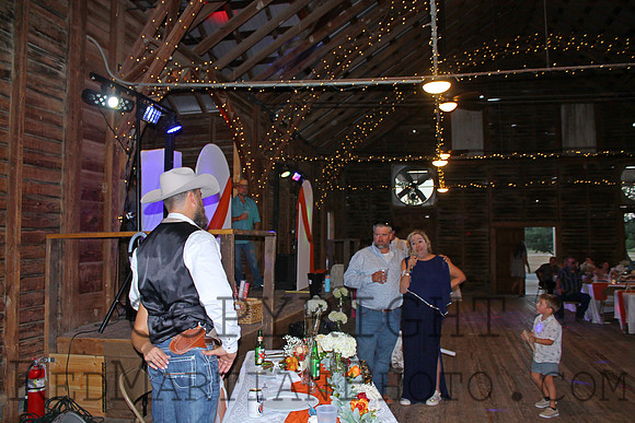 2025-10-04 19-39-42 IMG_2798_S32