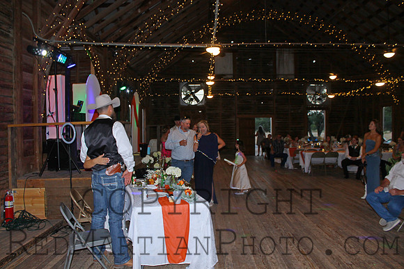 2025-10-04 19-39-52 IMG_2800_S32