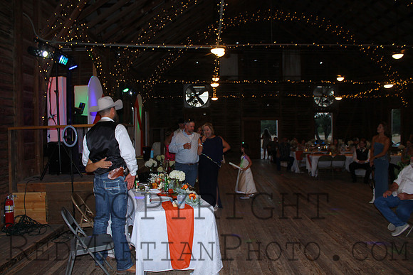 2025-10-04 19-39-52 IMG_2800