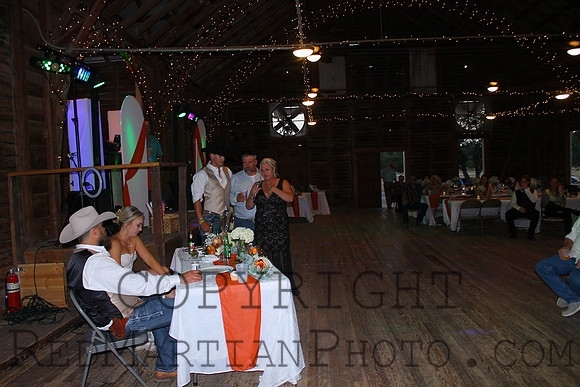 2025-10-04 19-40-36 IMG_2803