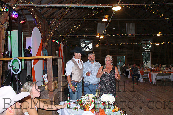 2025-10-04 19-40-47 IMG_2804_S32