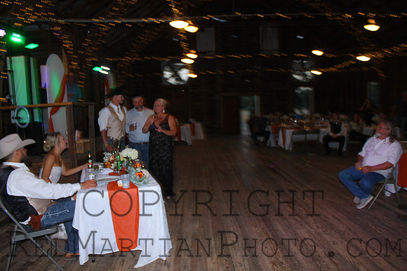 2025-10-04 19-40-58 IMG_2805