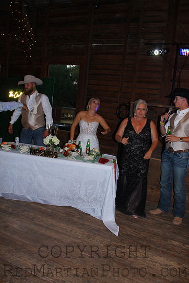 2025-10-04 19-41-41 IMG_2808