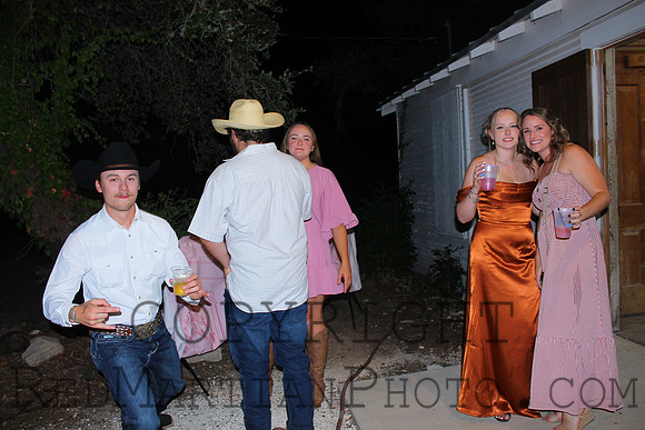 2025-10-04 20-14-32 IMG_2840