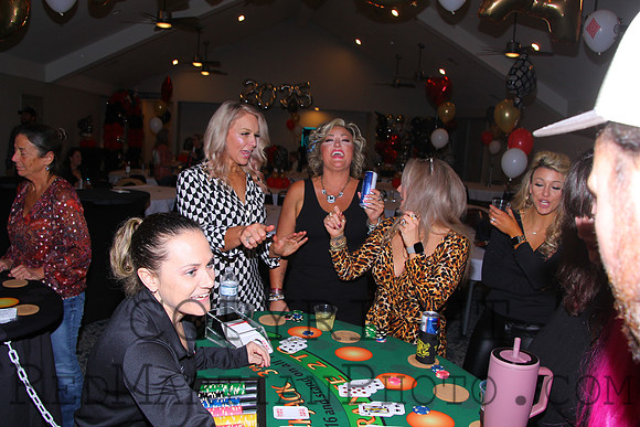 2025-01-17 21-02-22 IMG_2618