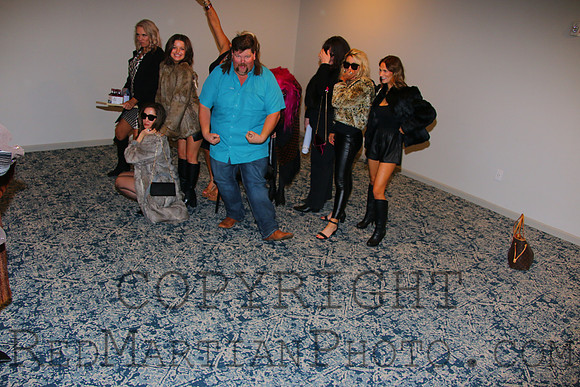 2025-01-17 21-28-02 IMG_8178