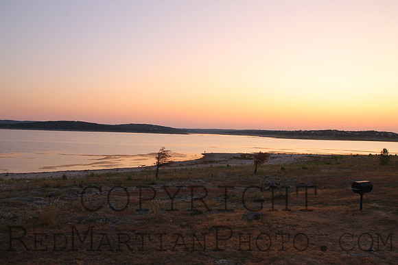 2024-10-11 19-35-18 IMG_0720