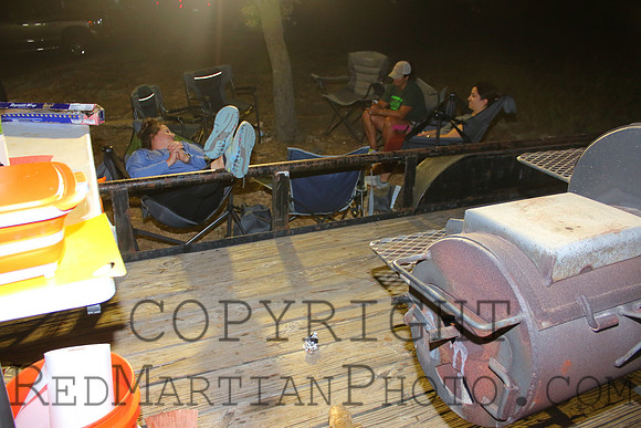 2024-10-11 21-35-49 IMG_7883
