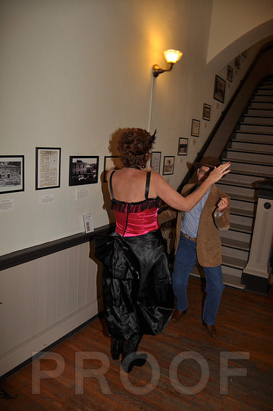2013-10-19 22-03-58 D90_2505