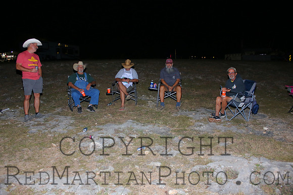 2024-10-11 21-38-02 IMG_7888