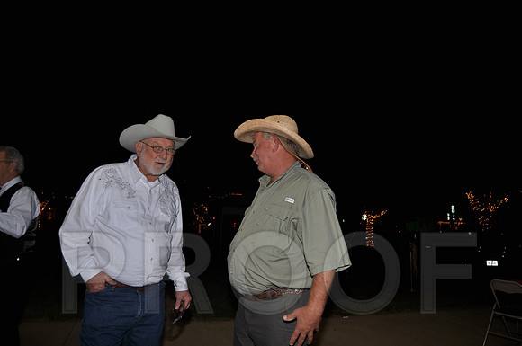 2013-10-19 19-25-26 D90_2297